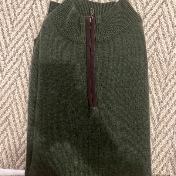 Mens XL -  Hunter green cashmere sweater. Worn once. - Picture 2 of 2